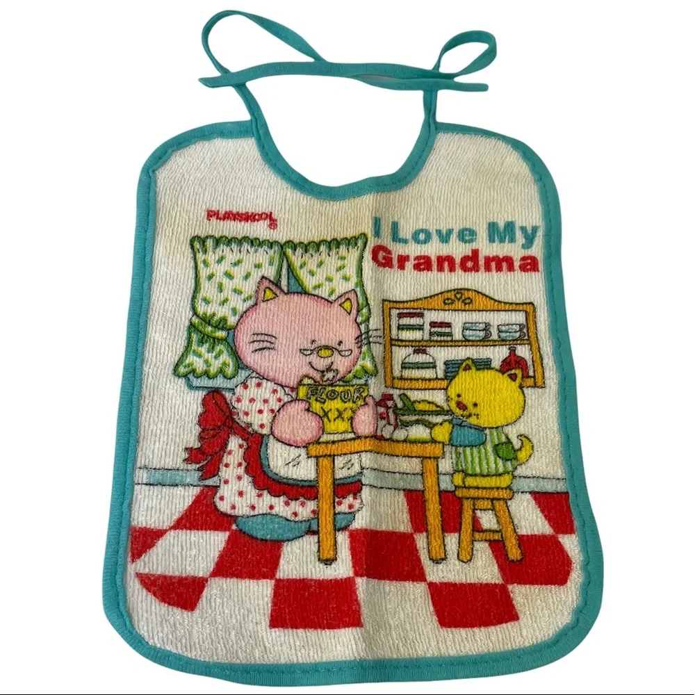 Vintage 1980s Playskool “I Love My Grandma” Baby Bib Baking Cats Kittens Cooking